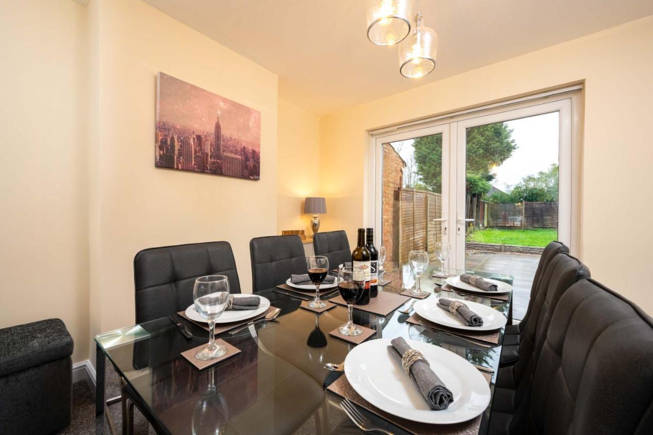 Sweetbriar - Stylish 4-Bed Close To Nec, Airport, Jlr, Solihull Ngoại thất bức ảnh