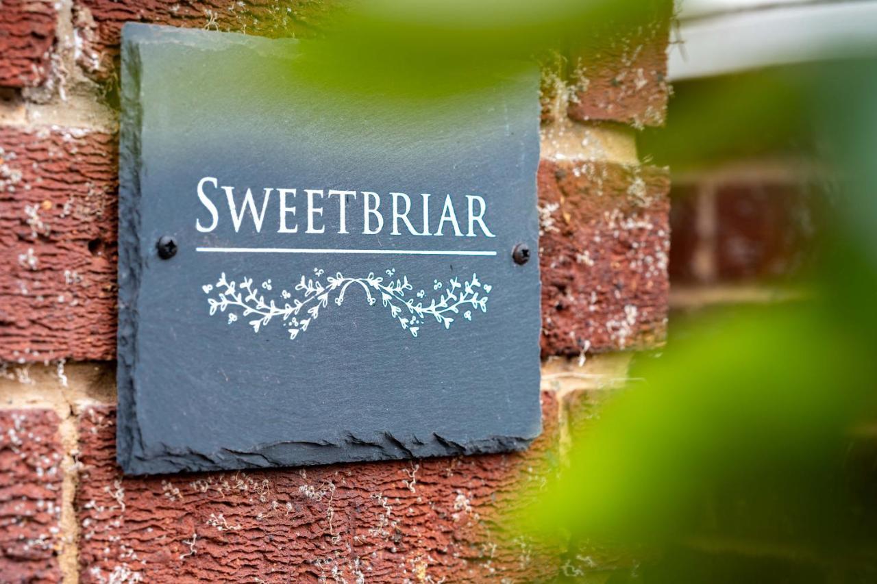 Sweetbriar - Stylish 4-Bed Close To Nec, Airport, Jlr, Solihull Ngoại thất bức ảnh